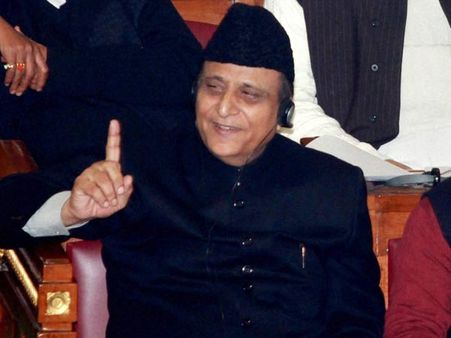 మొబైల్స్ వల్లే బాలికలపై అత్యాచారాలు: యూపీ మంత్రి