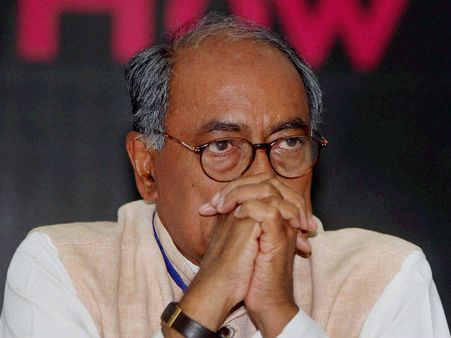 ఏంటిది: డిగ్గీ ఆగ్రహం, 'తెలంగాణ ప్రజలు మాత్రం మనకు ఓట్లేశారా'