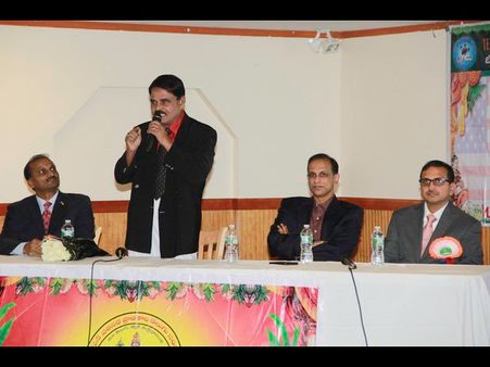 మంత్రి పల్లెకు టిఏజిబి ఘనస్వాగతం: విరాళాలు(పిక్చర్స్)