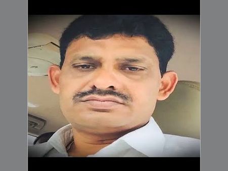 మోహన్ రెడ్డి వడ్డీ దందా: తుపాకితో బెదిరించి ఇల్లు ఖాళీ చేయించారట