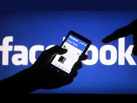 టీవీ నటి పేరుతో ఫేస్‌బుక్ ఖాతా తెరిచి ఎంటెక్ విద్యార్థి బురిడీ