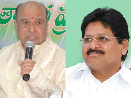 ఓటమి కాంగ్రెస్‌ది కాదు, సర్వేది: శంకర్రావు, రాజయ్య కోడలు మృతి సహా... కారణాలెన్నో!