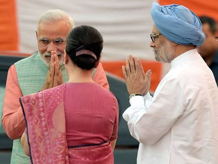 టీ పార్టీ: సోనియా, మన్మోహాన్‌ను ఆహ్వానించిన మోడీ