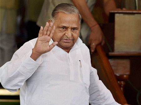 జయప్రద ఇంటికొచ్చా, రాజకీయాల కోసం మళ్లీ హైదరాబాద్ వస్తా: ములాయం