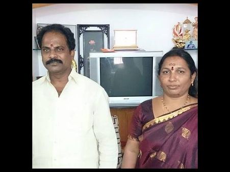 మేయర్ అనురాధ దంపతుల హత్య కేసులో ట్విస్ట్: 21 బ్యాంక్ ఖాతాలపై ఆరా