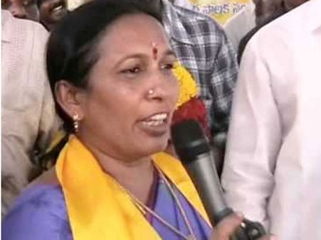 మేయర్ అనురాధ దంపతుల హత్య: చింటూ తలదాచుకుంది ఎక్కడ?