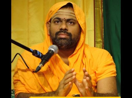 బీఫ్ తింటే బేవకూఫ్ అని చెప్పారు: ఓయూ ఫెస్టివెల్‌పై పరిపూర్ణానంద తీవ్ర ఆగ్రహం