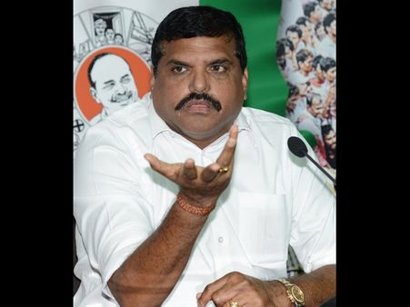 చంద్రబాబుకు బుద్ధి చెబుతారు: బాక్సైట్ తవ్వకాలపై బొత్స ఫైర్