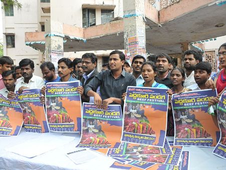 బీఫ్ ఫెస్టివల్‌పై ఆగని రగడ: 'పశు మాంసం తినొచ్చు', మెనూ విడుదల చేసిన విద్యార్ధి సంఘాలు (ఫోటోలు)