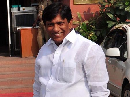 ఉమాభారతి చెప్పారు, కేంద్రం యూ టర్న్: 'కృష్ణా జలాల'పై వినోద్ ఫైర్