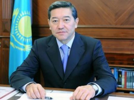 మాజీ ప్రధానికి 10 ఏళ్ల జైలు శిక్ష