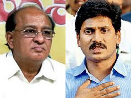 'ప్రతి నేరంతో జగన్‌కు లింక్, ఆ మెంటల్ కేసుని ఆసుపత్రికి పంపండి', మనకిది తప్పదు: బాబు