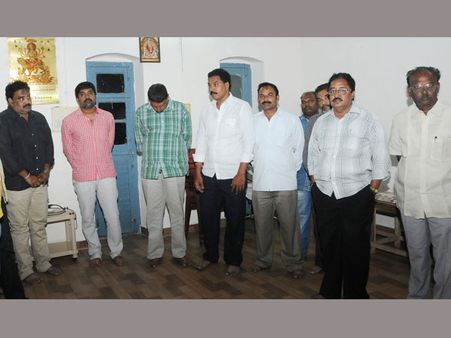 కాల్‌మనీ కేసు: సింగపూర్‌లో ఏ4 నిందితుడు సత్యానందం?