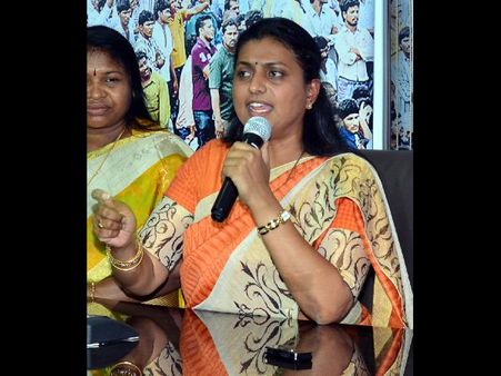 రోజా ఎక్కడుంటే అక్కడ అల్లరి, అశ్లీలతా ఆసభ్యత: శోభా హైమవతి