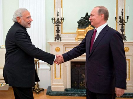 ప్రధాని మోడీకి అరుదైన కానుకలిచ్చిన పుతిన్