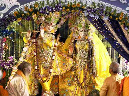 హాలీవుడ్ పైత్యం: ‘శ్రీకృష్ణుడిపై అనుచిత డైలాగ్స్‌’