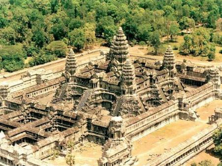 'అద్భుతం.. ప్రతి భారతీయుడు ఆంగ్‌కోర్ వాట్ దేవాలయాన్ని చూడాలి'