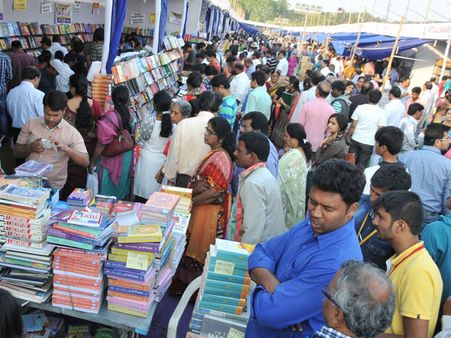 సందడిగా ముగిసిన బుక్ ఫెయిర్: 10లక్షల మంది సందర్శన(పిక్చర్స్)