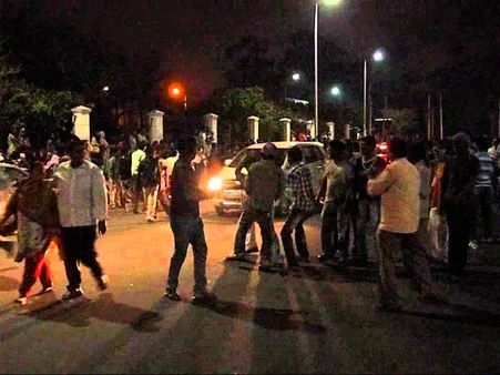 హద్దు దాటితే చర్యలు తప్పవు: నార్త్‌జోన్‌ డీసీపీ హెచ్చరిక, నేరాలు తగ్గాయన్న ఆనంద్