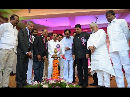 నుమాయిష్ ప్రారంభం: 2500 స్టాల్స్ ఏర్పాటు (ఫోటోలు)