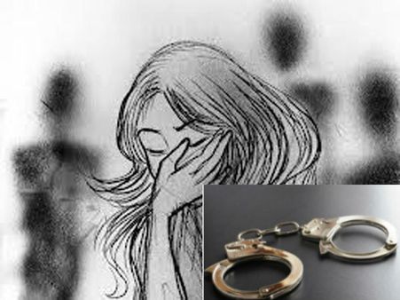 ఆర్టీసీ బస్సు బోల్తా, ఒకరు మృతి: బాలికను గర్భవతి చేసిన కామాంధుడి అరెస్ట్