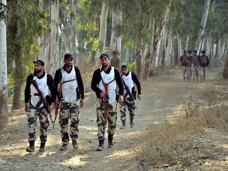 పఠాన్‌కోట్ హీరోలు: 6 బుల్లెట్లు దిగినా గంటసేపు పోరు