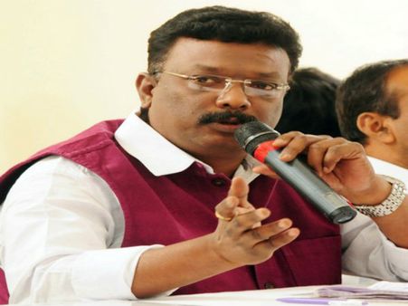 కెటిఆర్! ఇది కూడా జోకేనా, కవితకు ఎందుకు?: శ్రవణ్