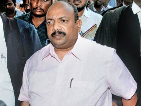 నకిలీ డాక్యుమెంట్లు: కాల్‌మనీ కేసులో నిందితుడు సత్యానందం మళ్లీ అరెస్ట్