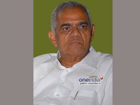 తెలంగాణలో మరో పోరుకు రెఢీ: ఫిబ్రవరి 13న నారాయణఖేడ్ ఉప ఎన్నిక