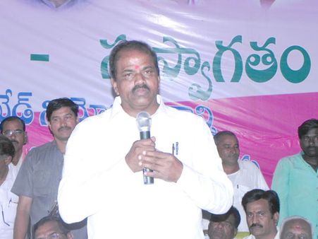 నారాయణఖేడ్ టిఆర్‌ఎస్‌ అభ్యర్థిగా ఎం. భూపాల్‌రెడ్డి: ఉపఎన్నిక షెడ్యూల్ విడుదల