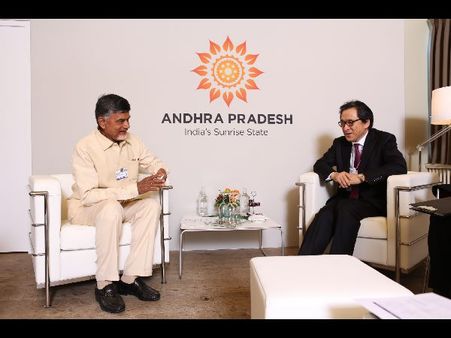 విస్తృత అవకాశాలు, రక్షణ రంగానికి గమ్యం: పారిశ్రామికవేత్తలతో బాబు(పిక్చర్స్)