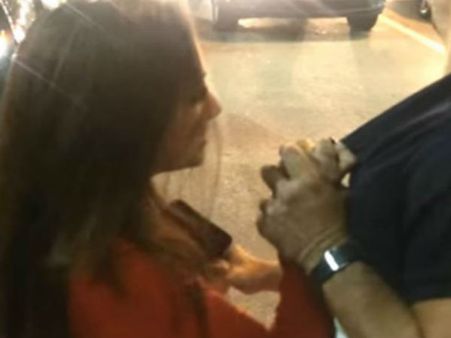 చిత్తుగా తాగి రోడ్డుపై శివాలెత్తిన అంజలి