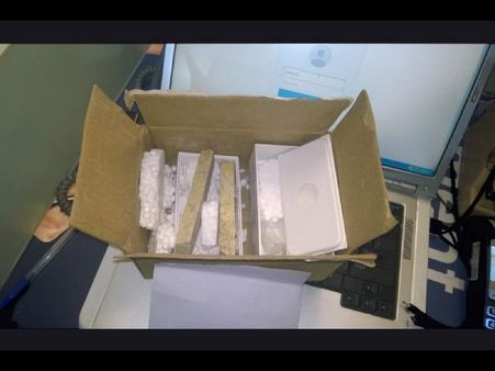 యువతి స్మార్ట్ ఫోన్ ఆర్డర్ చేస్తే రాయి వచ్చింది, బిట్స్‌లో ర్యాగింగ్ కలకలం