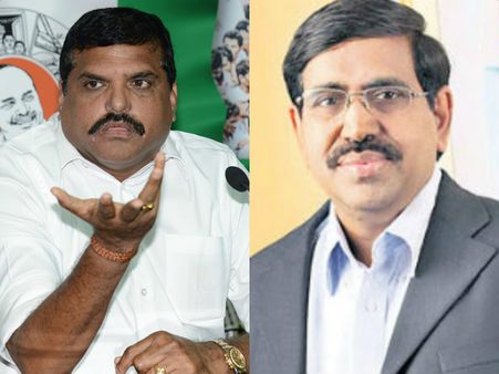 సీఆర్డీఏ వల్లే 'రాజధాని' సమస్య: మంత్రి, ఎన్టీఆర్‌ను మించారు: బాబు-కెసిఆర్‌పై బొత్స