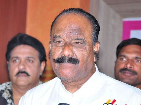 రోహిత్ ఆత్మహత్య ఘటనపై హోంమంత్రి నాయిని ఆసక్తికర వ్యాఖ్య