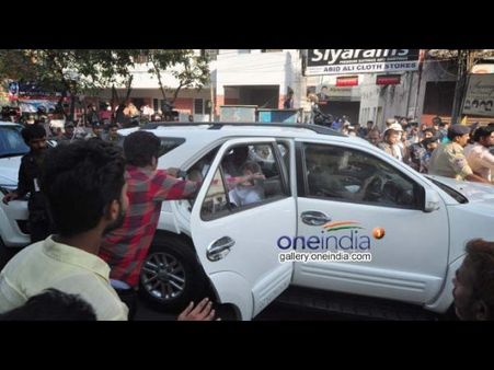 డిప్యూటీ సీఎం ఇంటిపై దాడి: మజ్లిస్ ఎమ్మెల్యే బలాలా అరెస్ట్, వెంటనే బెయిల్