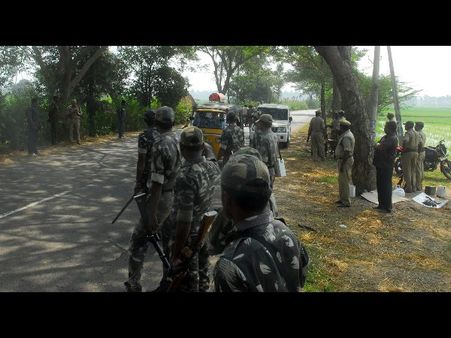 మీరిప్పుడు నన్ను కెమెరాతో కొడితే ఏం చేస్తా: తుని ఘటనపై ఎస్పీ