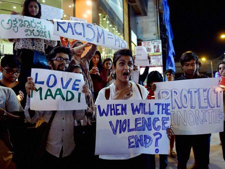 టాంజానియా యువతి, వివస్త్ర: 'నల్లగా ఉన్నందువల్లే'