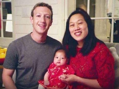 కుమార్తెకు చైనీస్ పేరు పెట్టిన ఫేస్‌బుక్ సీఈఓ