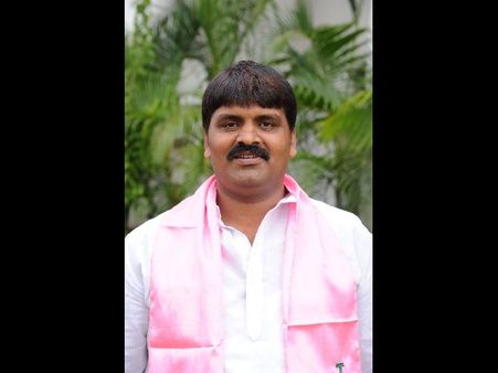 కెకె కూతురు ఔట్: మేయర్, డిప్యూటీ మేయర్ అభ్యర్థులు వీరే?