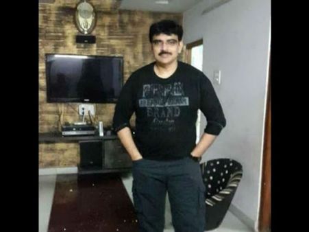 శశికుమార్ మృతి కేసులో మరిన్ని ట్విస్ట్‌లు: ఆ కారు ఎవరిది?