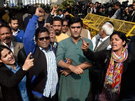 ఫిబ్రవరి 9న అసలు 'జేఎన్‌యూ'లో ఏం జరిగింది?