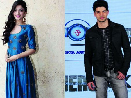 నిన్న జియాఖాన్‌తో లవ్: నేడు పాక్ నటితో డేటింగ్?