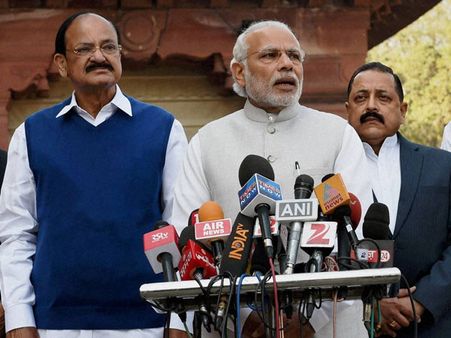 అటు సంతోషం, ఇటు బాధ: రైల్వే బడ్జెట్‌పై ఎవరేమన్నారు?