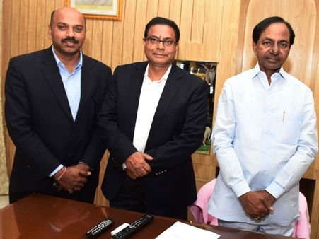 సమైక్యంగా ఉండాలి: కేసీఆర్‌, ఆటా ఆహ్వానం(పిక్చర్స్)