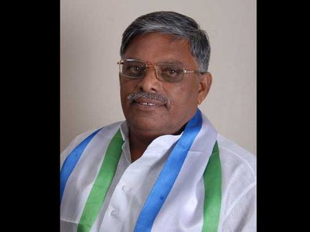 ఉగాదినాడే జగన్‌కు నెహ్రూ షాక్: 3గురితో కలిసి టిడిపిలోకి..?