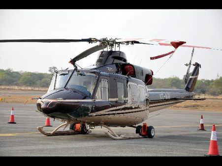 బేగంపేటలో ఐదో వైమానిక ప్రదర్శన (ఫోటోలు)