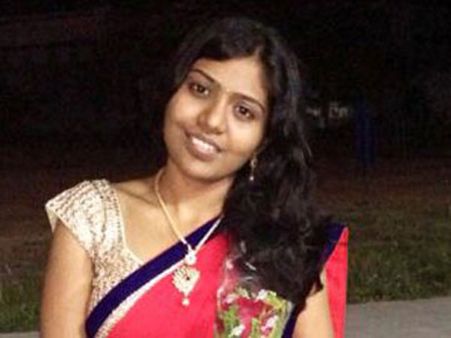 నెల క్రితమే పెళ్లి: హాస్టల్ గదిలో వైద్య విద్యార్థిని సౌమ్య ఆత్మహత్య