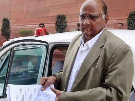 ఢిల్లీలో ప్రత్యేక హోదా రగడ: రాష్ట్రపతికి మొర, మేం సమర్థిస్తాం: పవార్