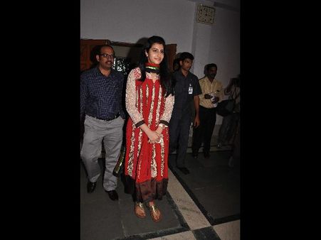 ఎన్టీఆర్ ట్రస్ట్ భవన్‌లో ఉమెన్స్ కాలేజి: బ్రాహ్మణికి చేతినిండా పని?